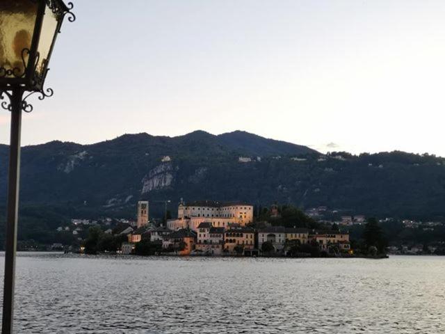 La Gemma Del Lago San Maurizio D'opaglio Eksteriør billede